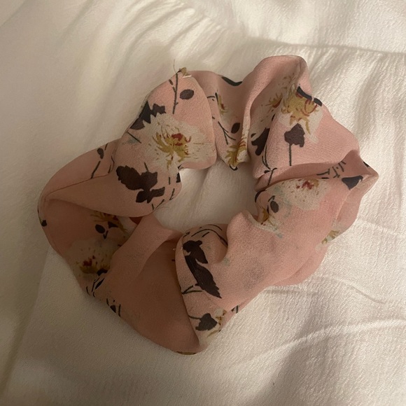 Scrunchie Bundle - Picture 3 of 3